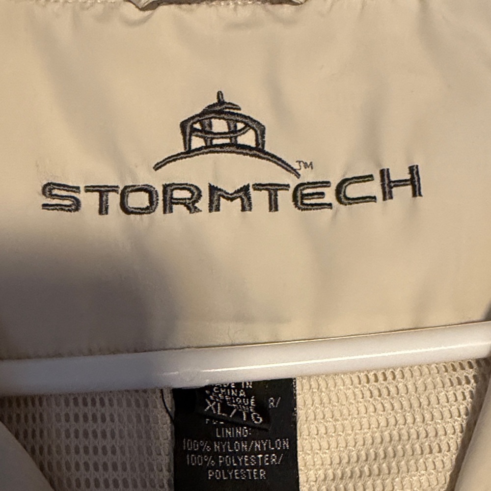 Stormtech Beige Jacket with Mesh Lining - image 2